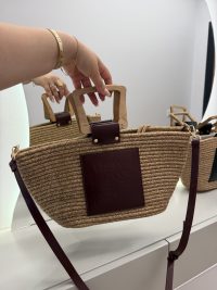 Çanta Femrash për Plazh - Elegancë dhe Funksionalitet - Çanta