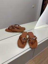 Shapka Hermes për Femra - Elegancë dhe Komoditet - Shapka
