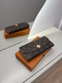 Portofol Femra Louis Vuitton | Elegancë dhe Stile - Portofol