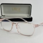 Syze Qetesuese Blue Control glasses with case, stylish pink frame.