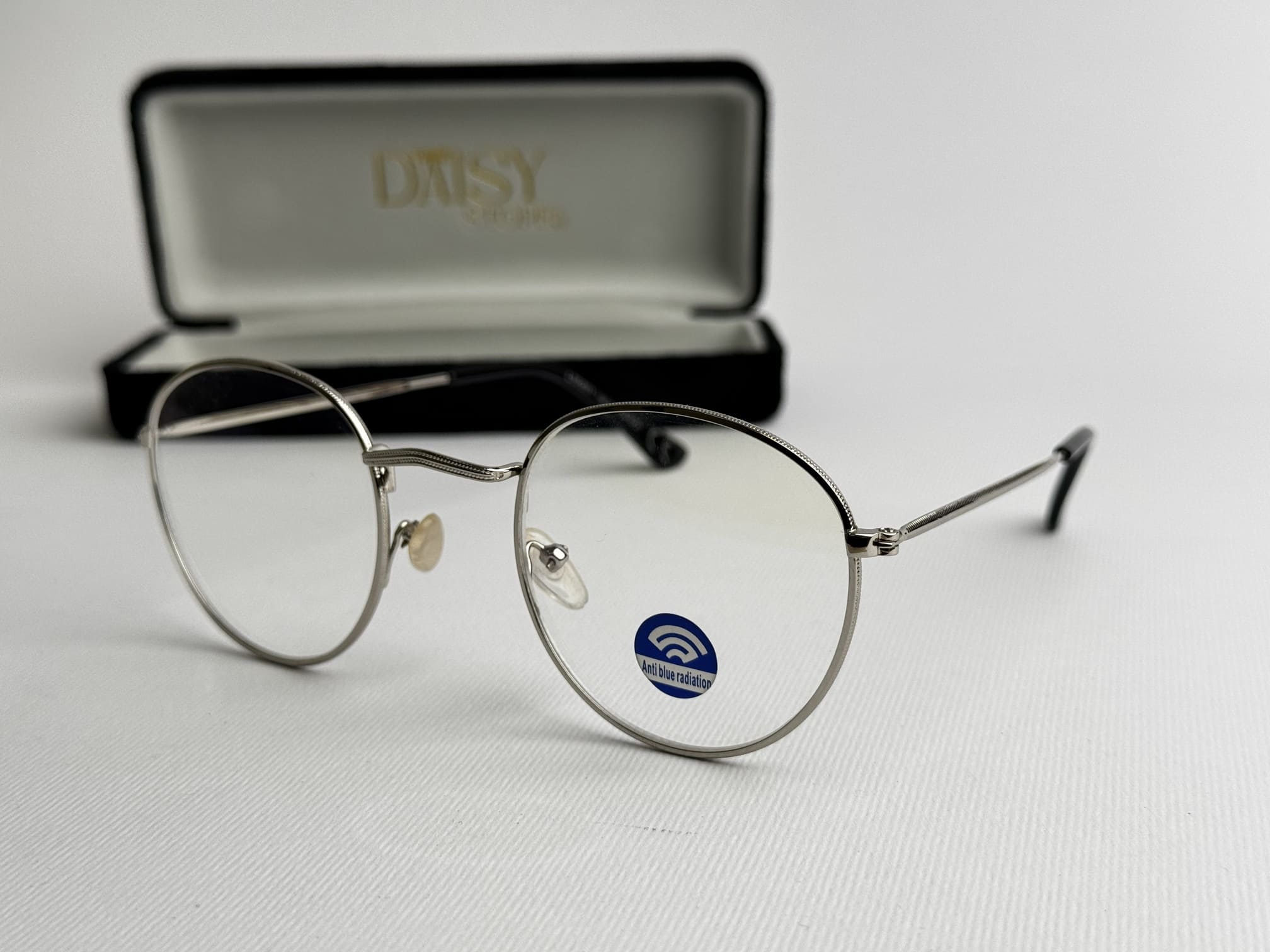 ds-blue-005-kryesore Syze Qetesuese Blue Control glasses with case, anti-blue light lenses.