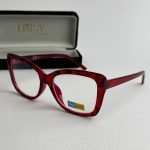 Red Syze Qetesuese Blue Control glasses with case.