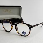 Syze Qetesuese Blue Control glasses with stylish tortoiseshell frame.
