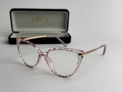 Stylish pink eyeglasses with case, Syze Qetesuese Blue Control.