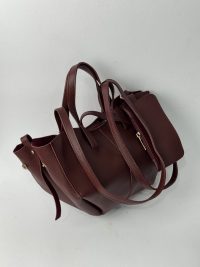Masa mini bordo handbag from Daisy Store with straps.