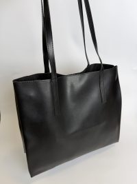 Black university tote bag for students, Daisy Store.