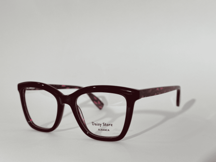 Skelete optike Daisy, një zgjedhje e shkëlqyer për stil dhe komoditet.