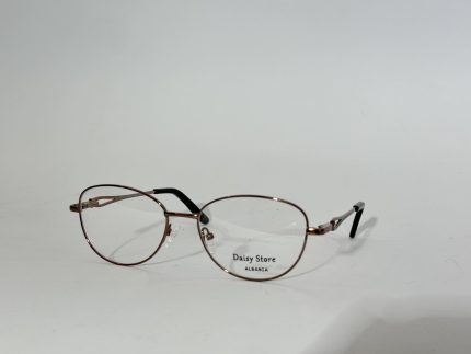 Elegant women's optical frames with sleek design.