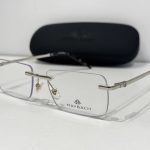 Skelete Optike Maybach glasses with elegant design and comfort, black case included.