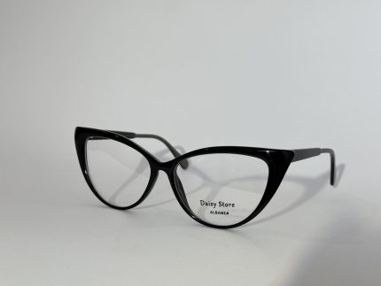 Elegant women's optical glasses with black cat-eye frames.