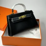 Çantë moderne për femra HERMES KELLY MINI e dizajnuar me stil.