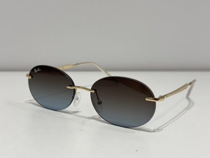 Syze Dielli Ray-Ban me mbrojtje të plotë nga rrezet UV.