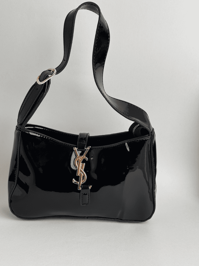 ysl-hobo-kryesore Çanta YSL Hobo e zezë me logo ari për femra.