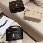YSL vanity case, çanta elegante për femra, dizajn i rafinuar.