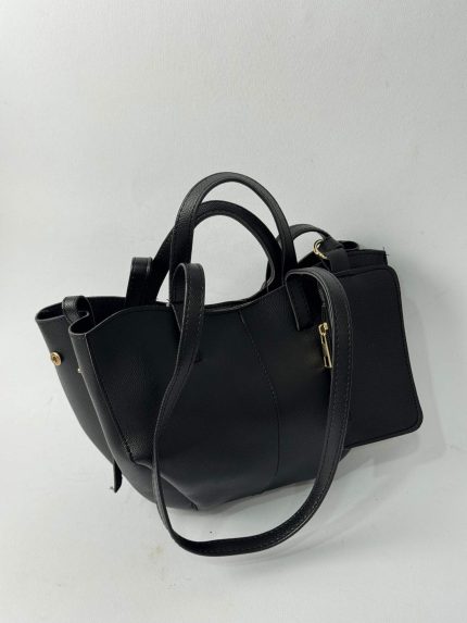 Black Daisy Store Tote Mini çantë të vogël with handles.