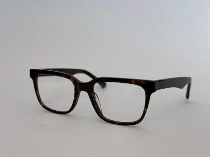 Tortoiseshell rectangular eyeglasses, stylish and comfortable design.