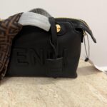 Çanta Fendi By The Way, black leather elegance and style.